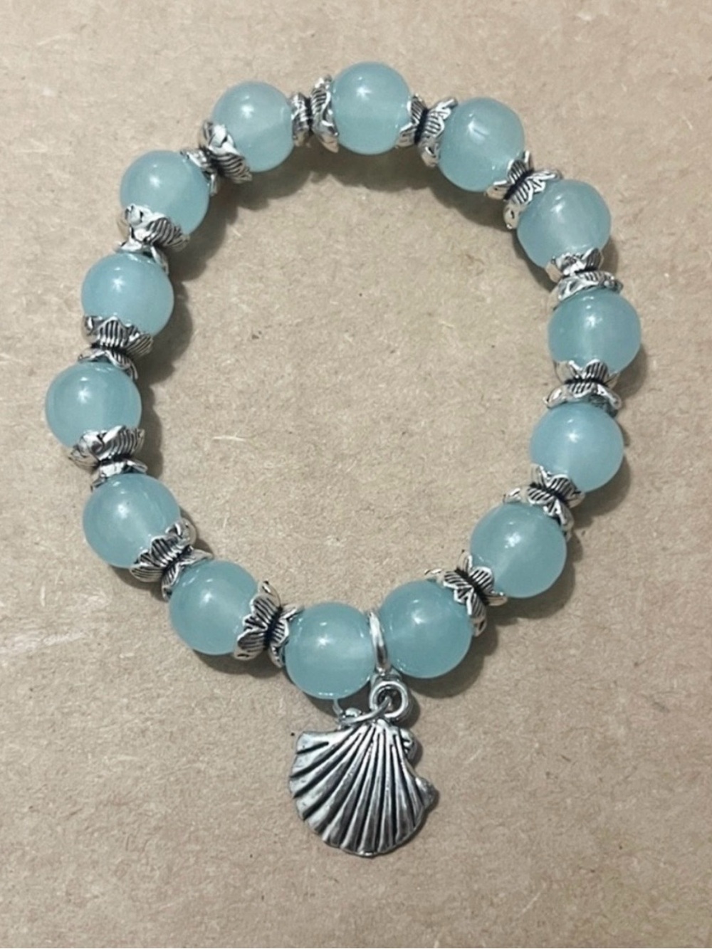 🌊 Aqua Beaded Coastal Bracelet with Seashell Clam Charm